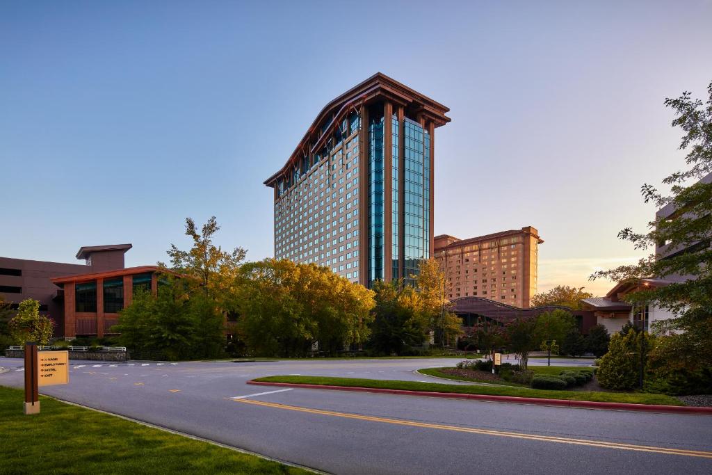 Harrah's Cherokee Casino Resort (Cherokee) 