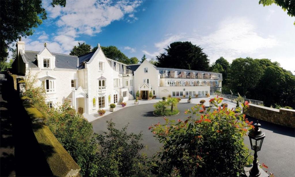 Fermain Valley Hotel (St Peter Port) 