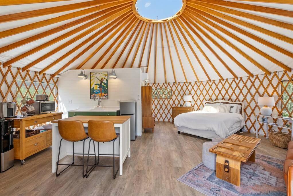 Wine Country Yurt Paso Robles